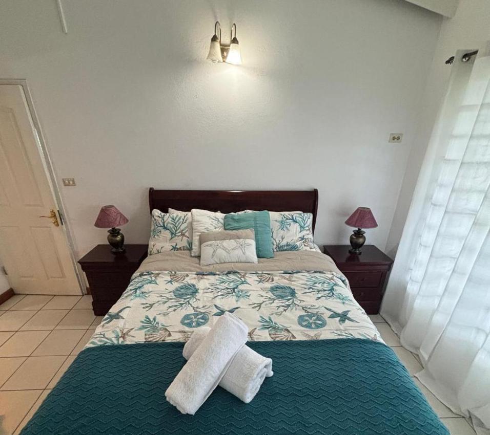 Halcyon Heights Condominium Dickenson Bay Εξωτερικό φωτογραφία